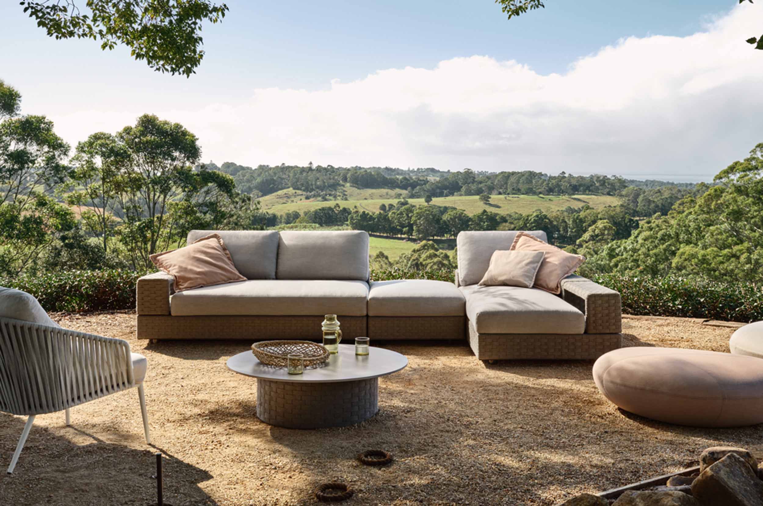 Jasper Outdoor Package B SLH plus Ottoman - King Living