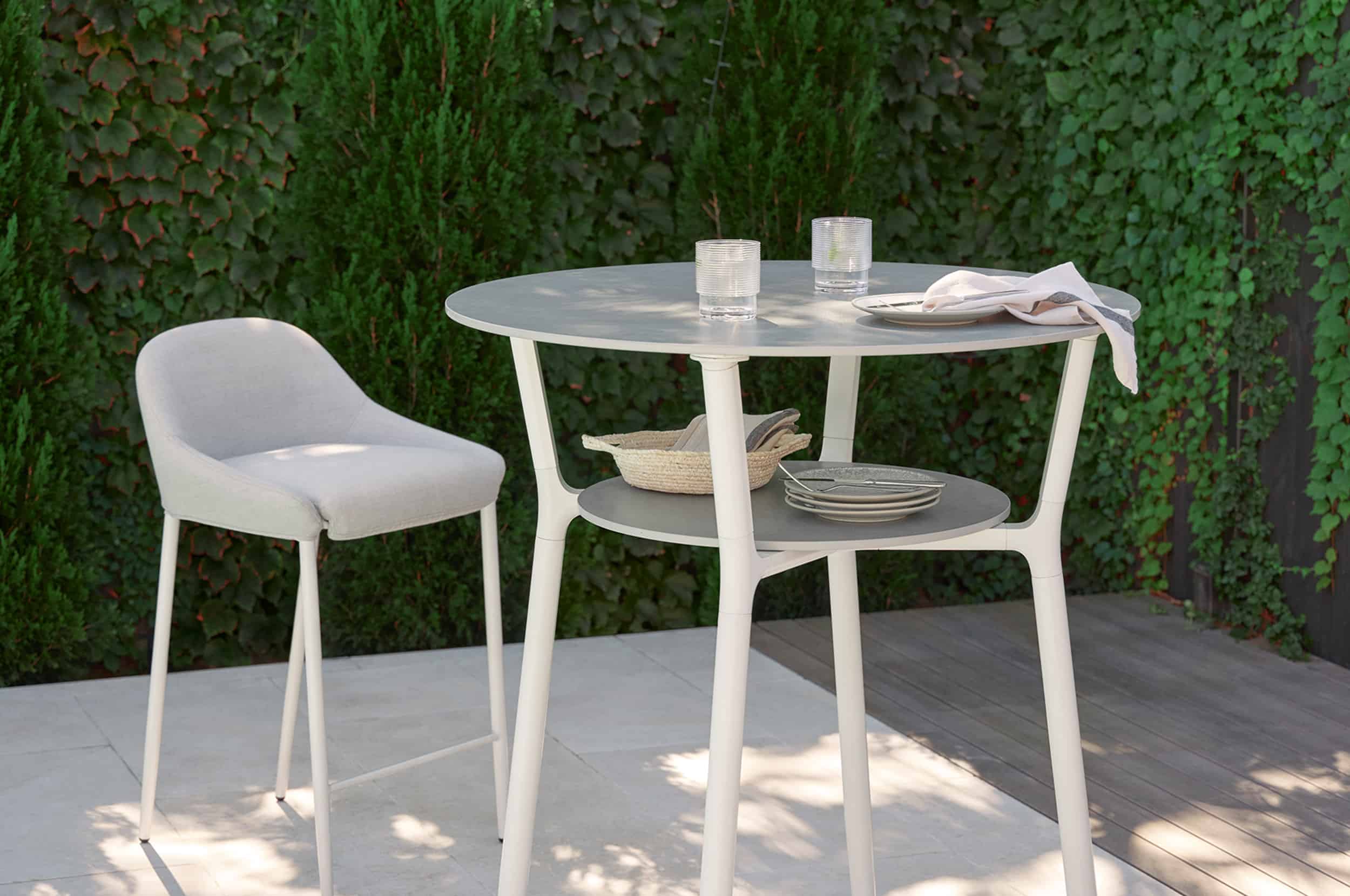 Bar chair table deals